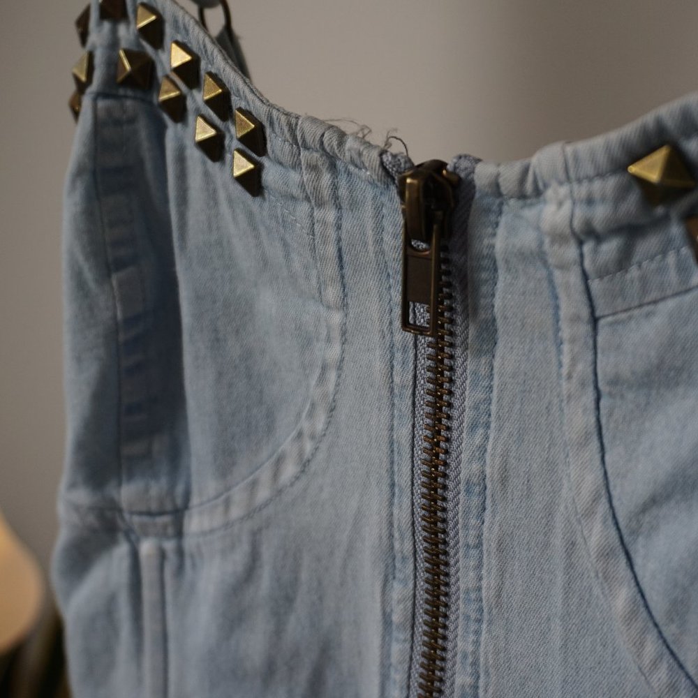 Light dress in jeans and light fabric - Picture 4 of 7